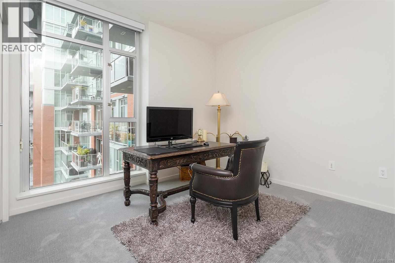 510 100 Saghalie Road, Victoria