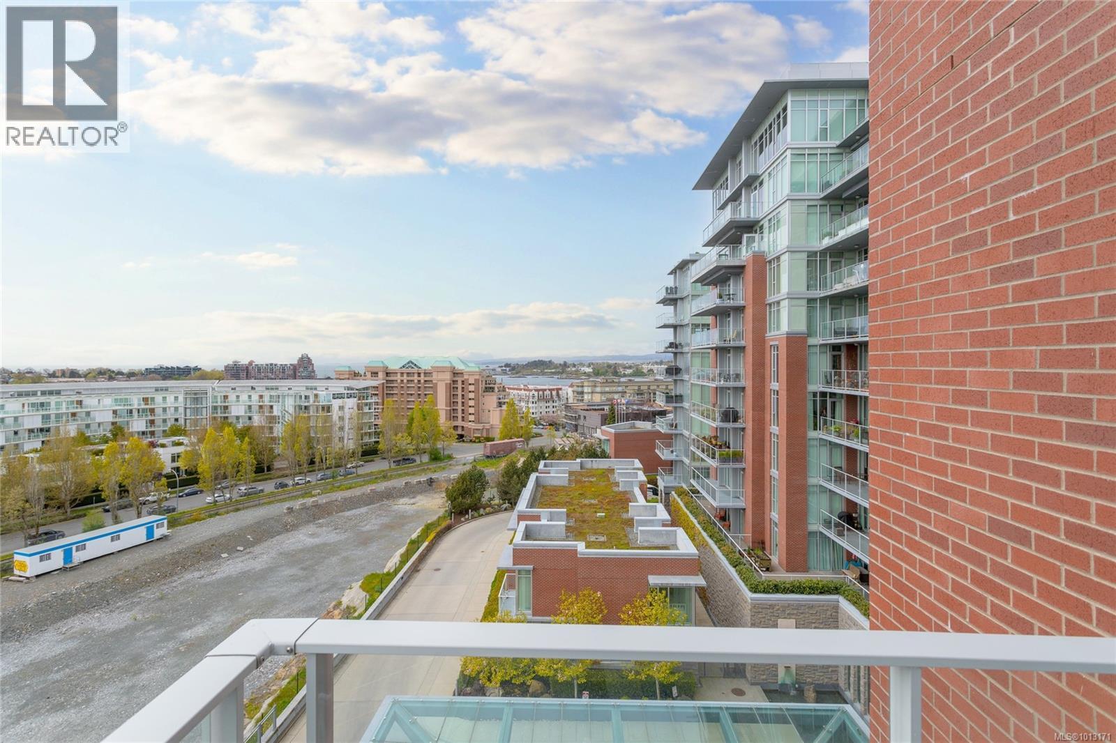 510 100 Saghalie Road, Victoria
