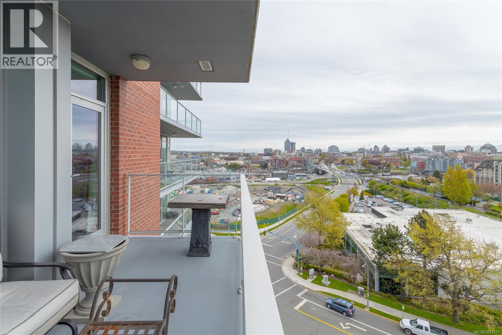 510 100 Saghalie Road, Victoria