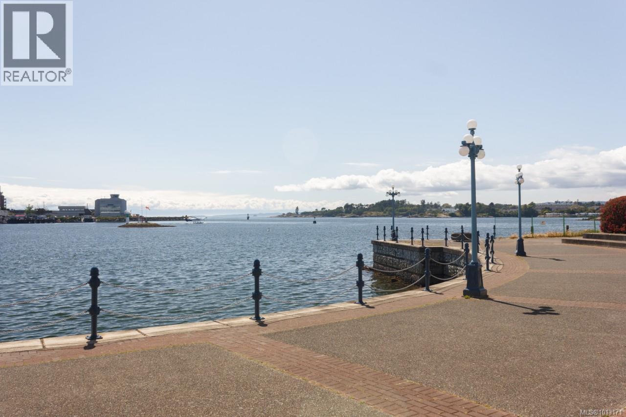 510 100 Saghalie Road, Victoria