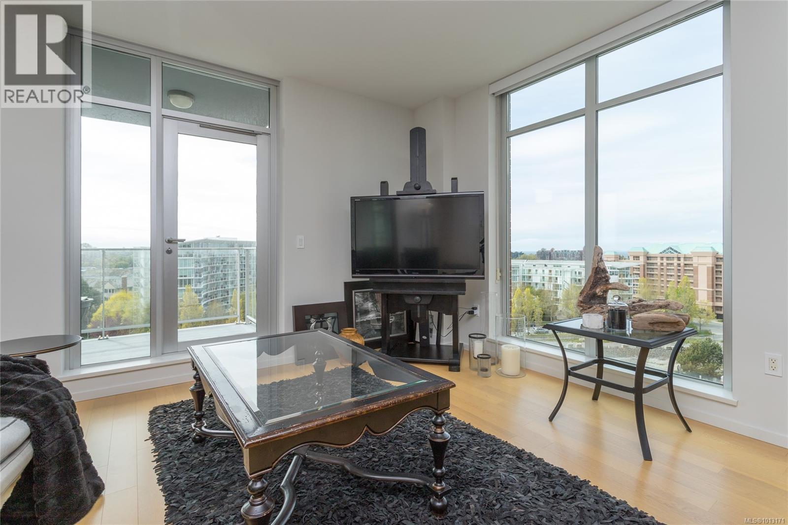510 100 Saghalie Road, Victoria