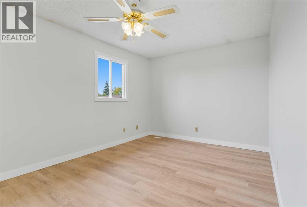 Single Family House for Sale in  Castlebrook Rise NE Castleridge Calgary 