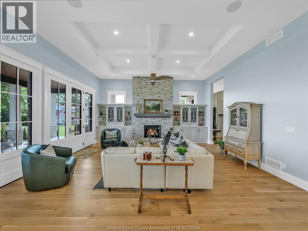1913 HERITAGE ROAD - 13
