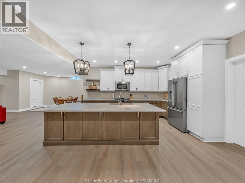 1913 HERITAGE ROAD - 34