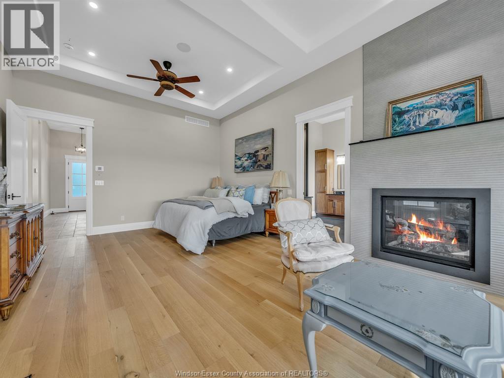 1913 HERITAGE ROAD - 23
