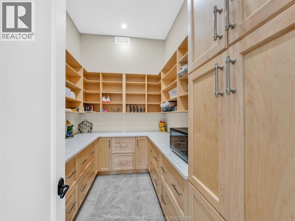 1913 HERITAGE ROAD - 20