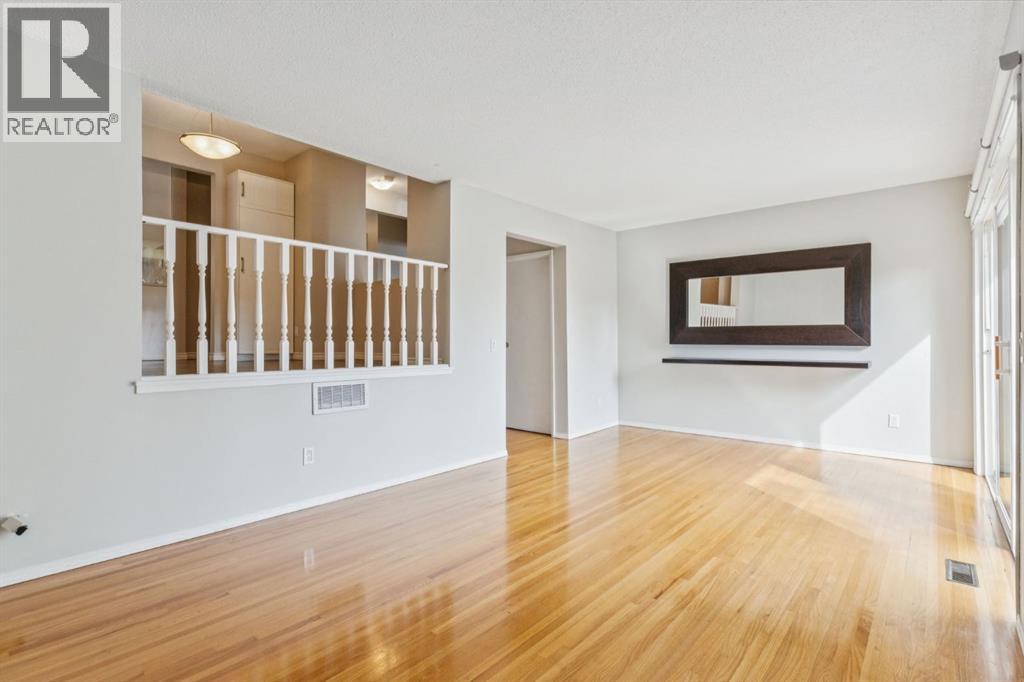 Single Family House 4 Level for Sale in   Braniff Road SW Braeside Calgary 