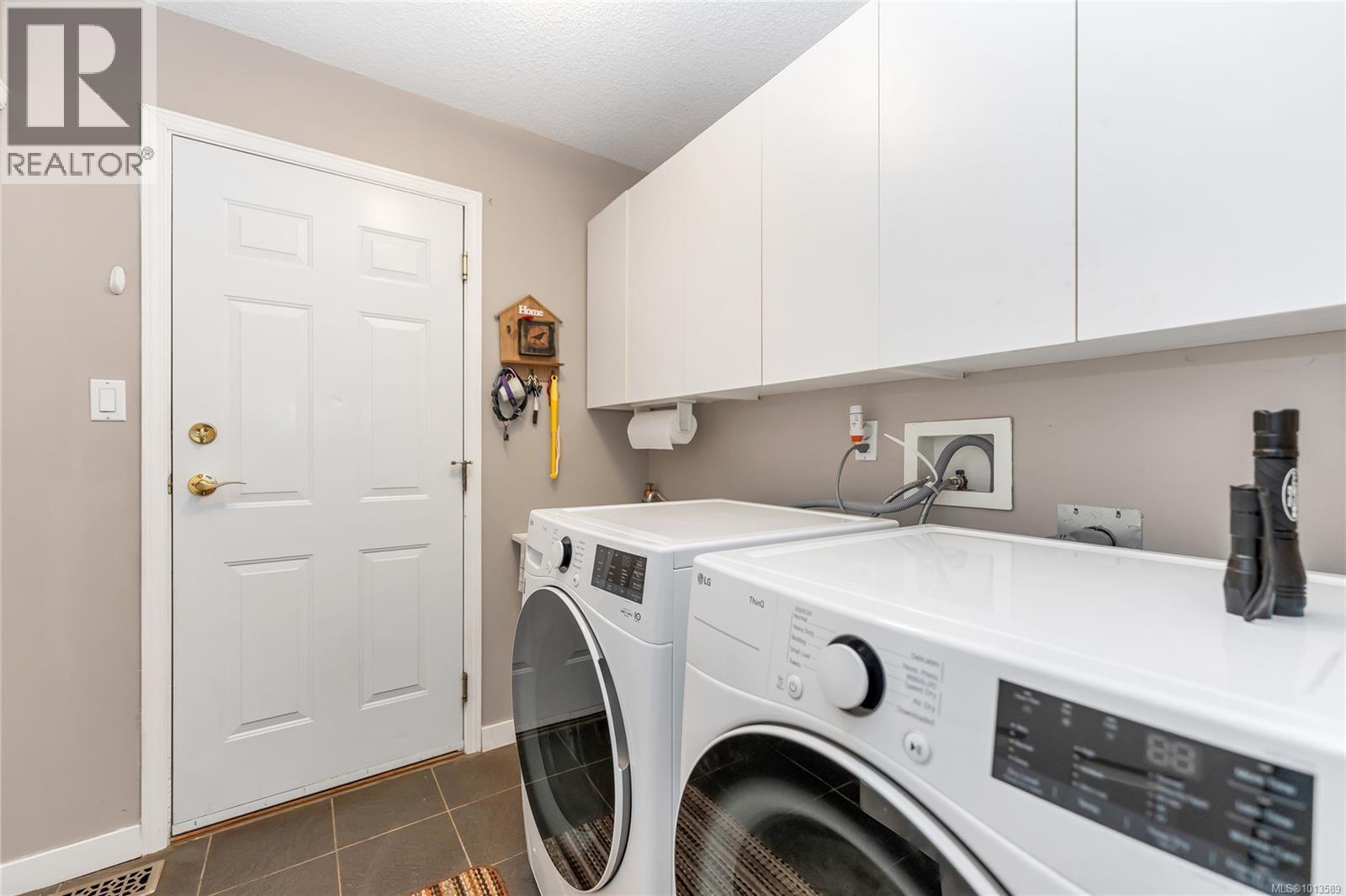 3350 Redden Rd, Nanoose Bay