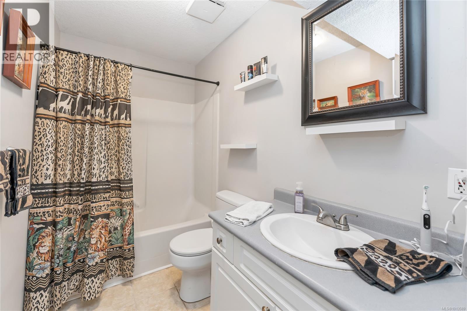 3350 Redden Rd, Nanoose Bay