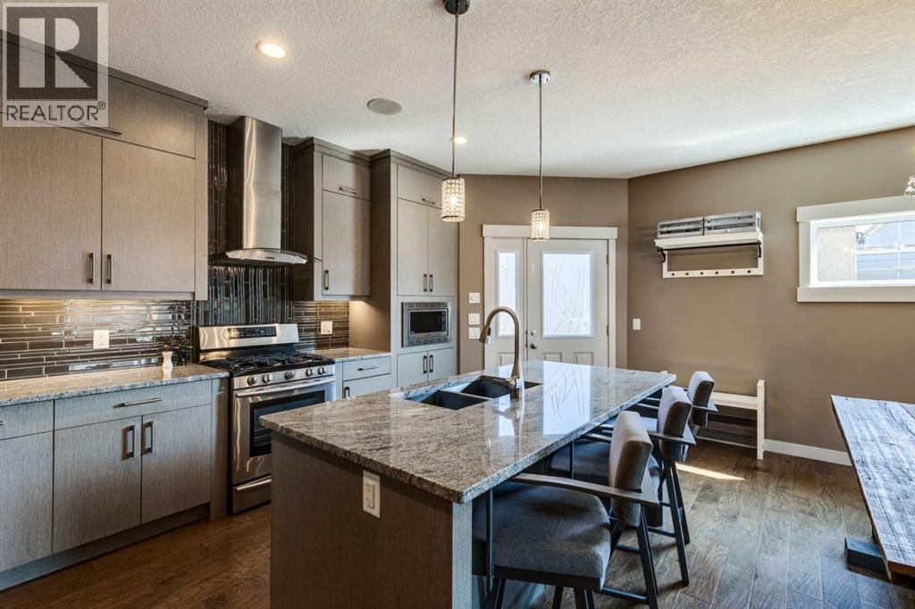 Single Family House for Sale in    Avenue NW Montgomery Calgary 