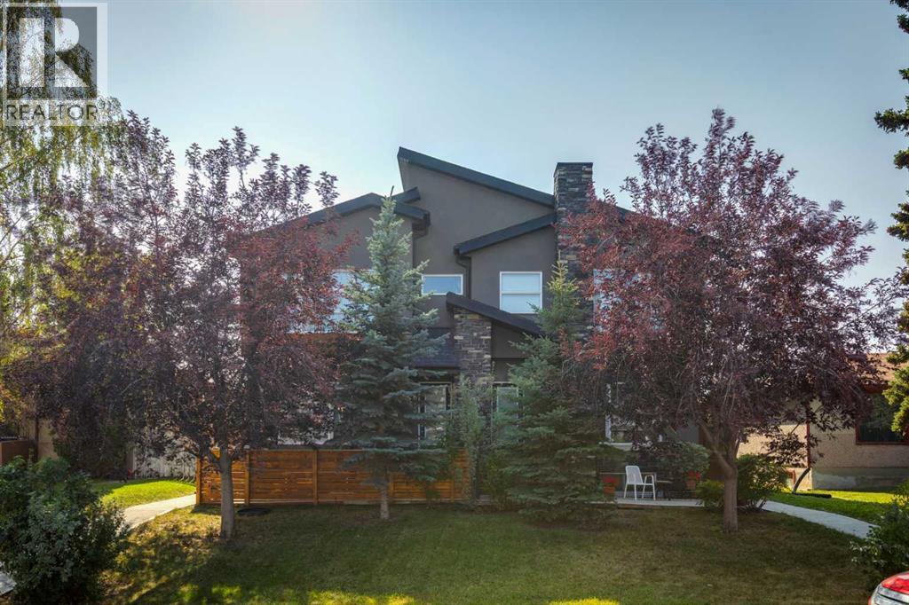 Single Family House for Sale in    Avenue NW Montgomery Calgary 
