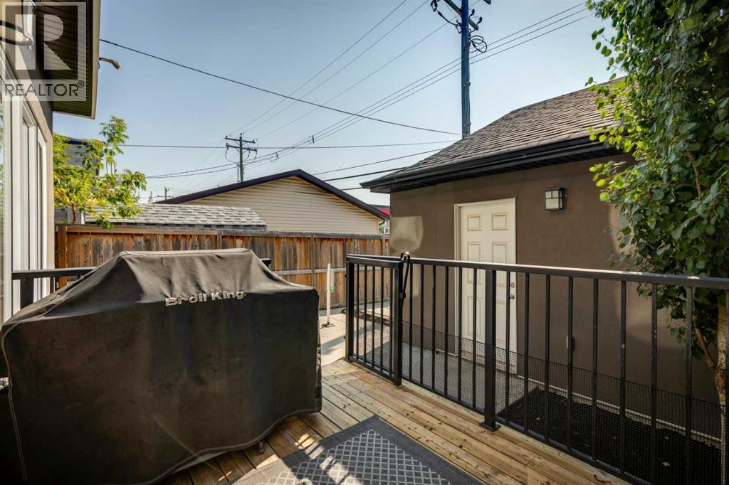 Single Family House for Sale in    Avenue NW Montgomery Calgary 
