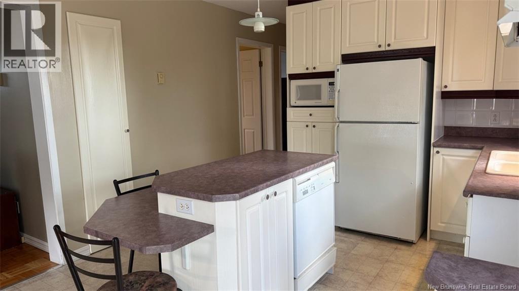 17 CYR STREET - 3