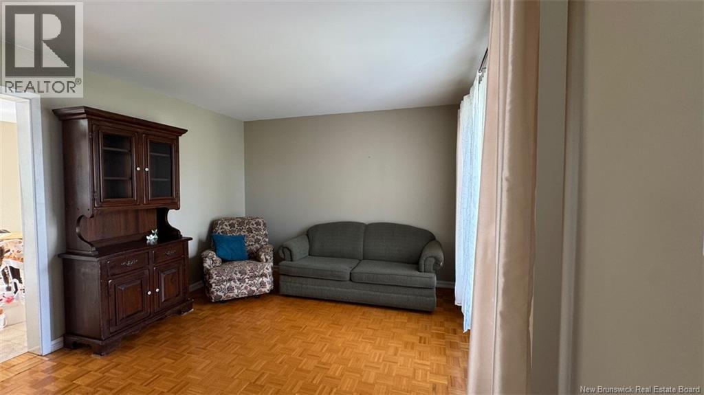 17 CYR STREET - 8