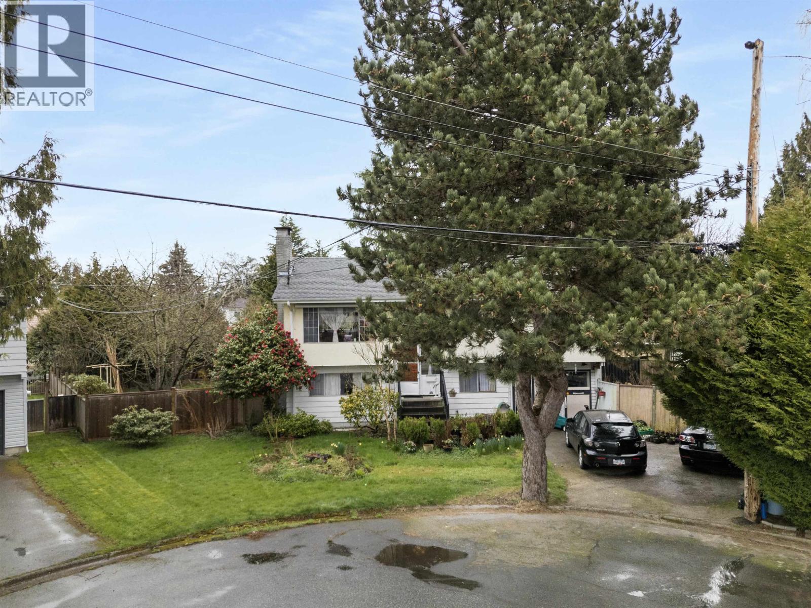 4785 46 Avenue, Delta