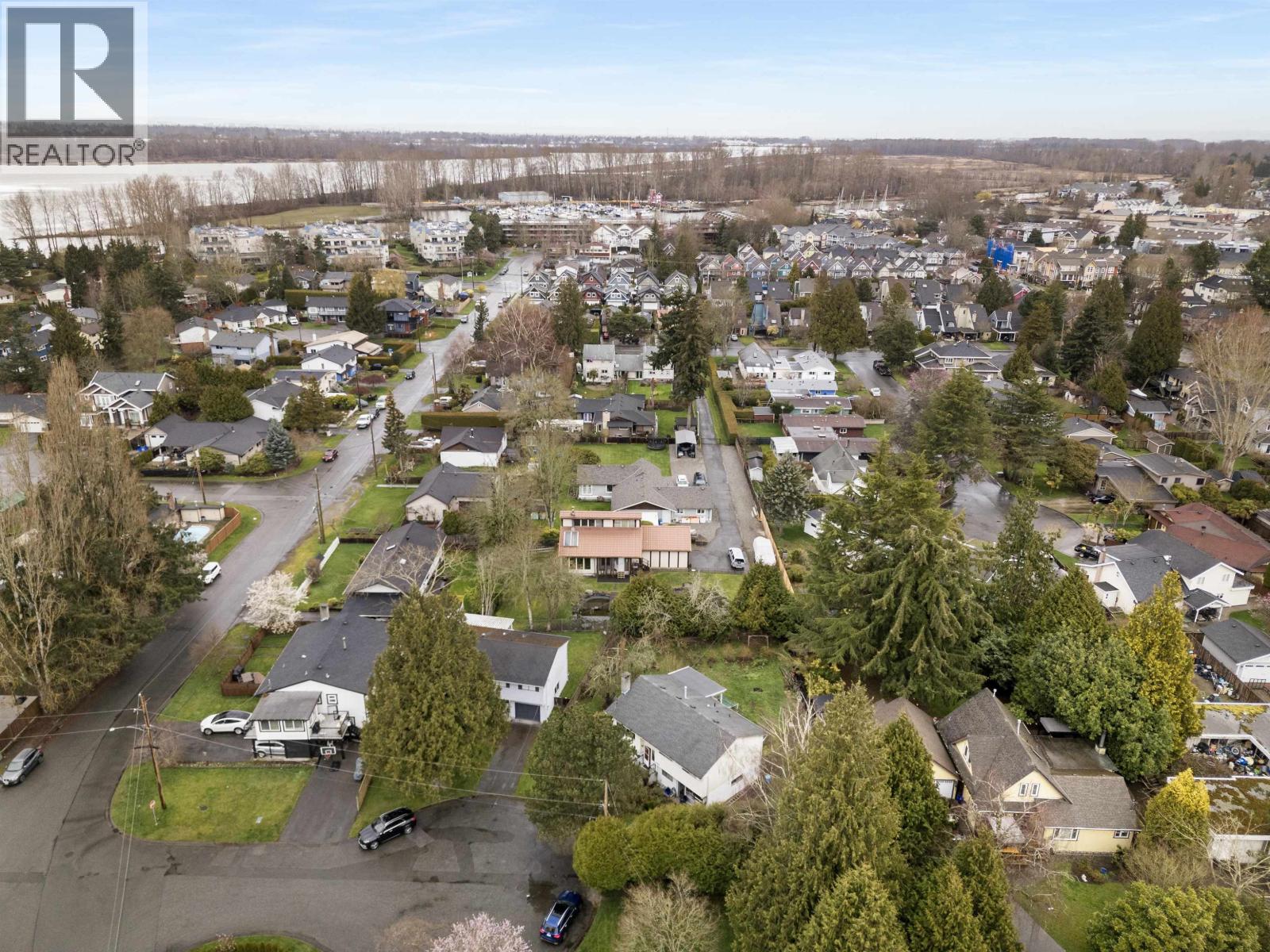 4785 46 Avenue, Delta