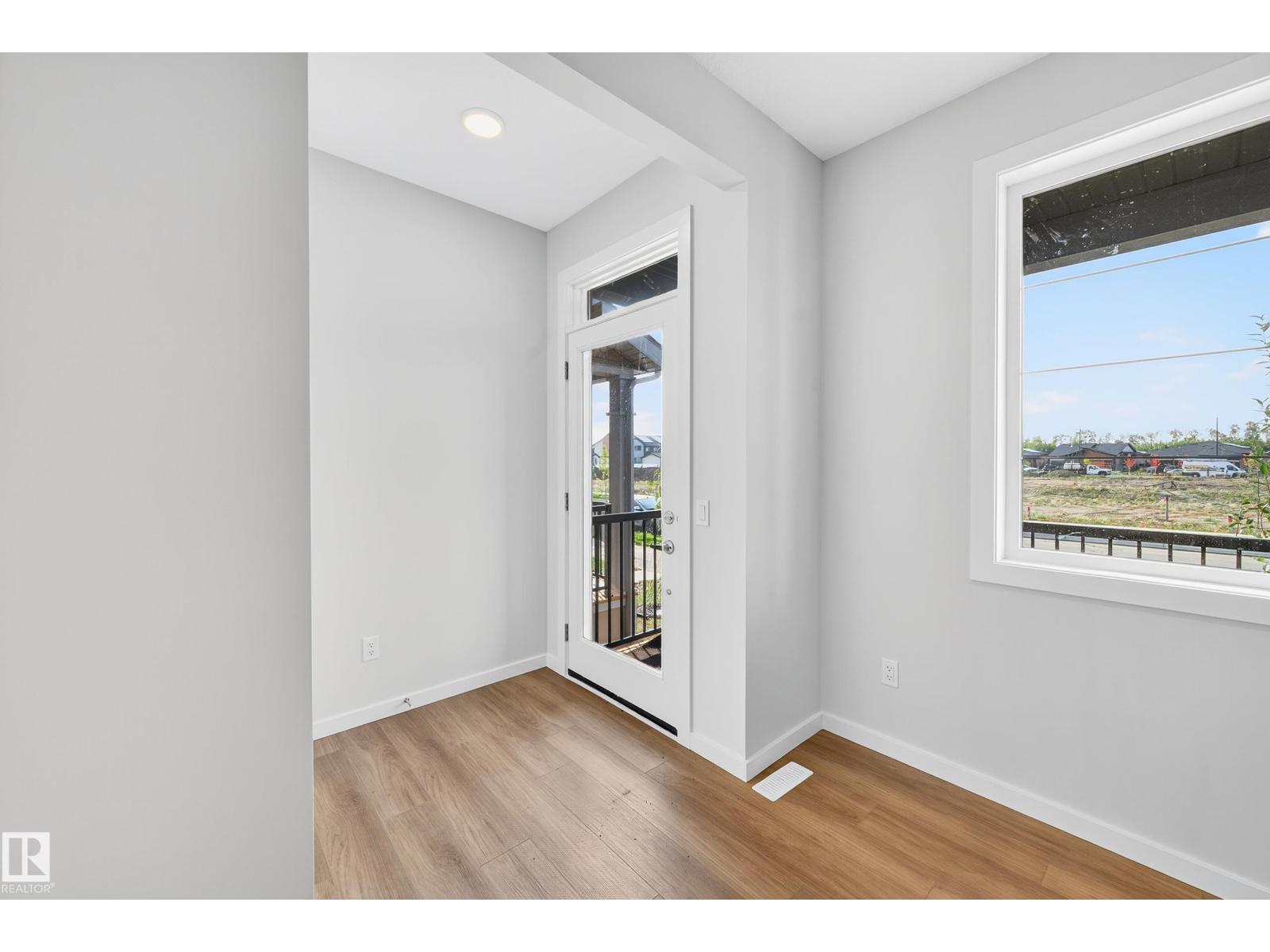 702 Southfork DR, Leduc