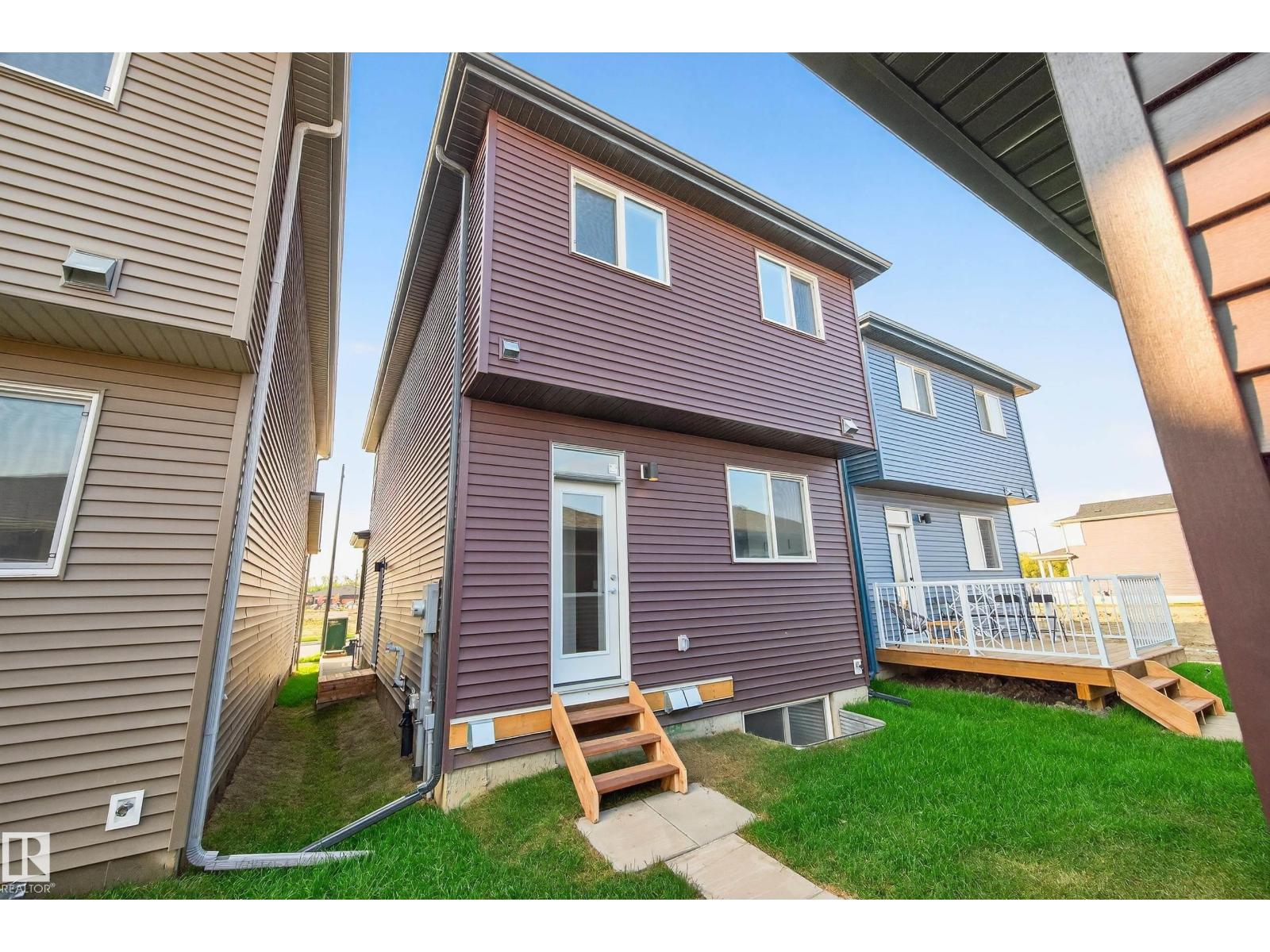 702 Southfork DR, Leduc