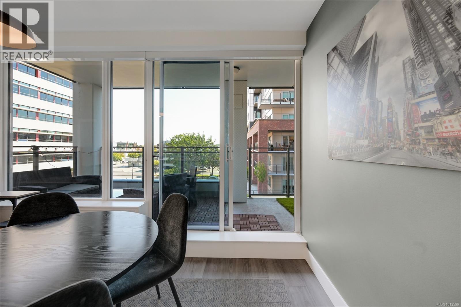 606 777 Herald Street, Victoria