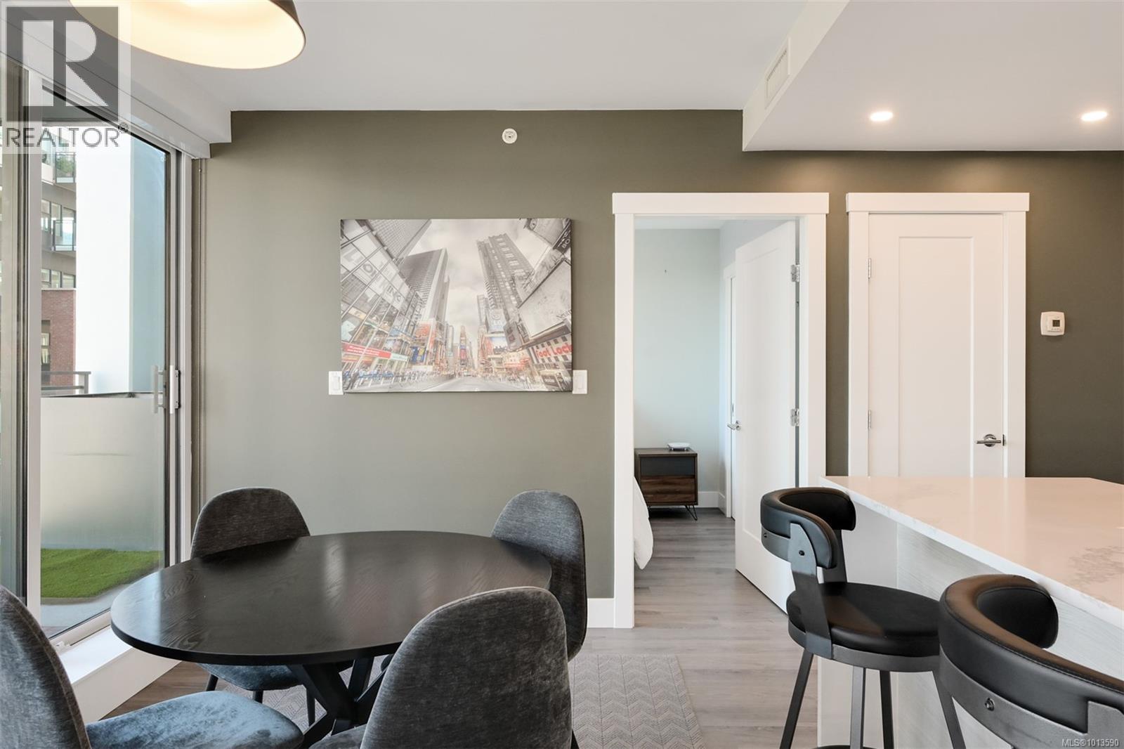 606 777 Herald Street, Victoria