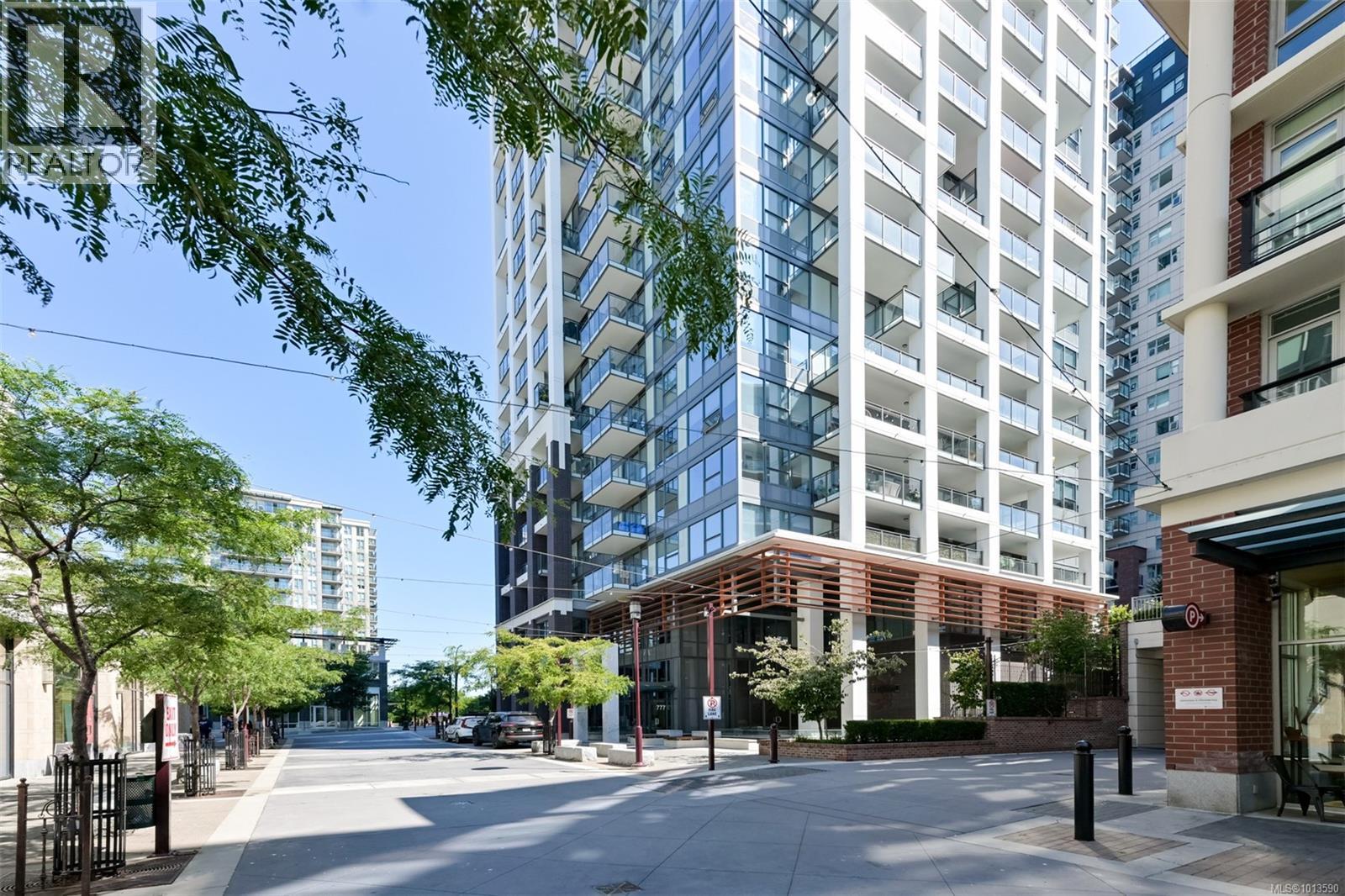 606 777 Herald Street, Victoria