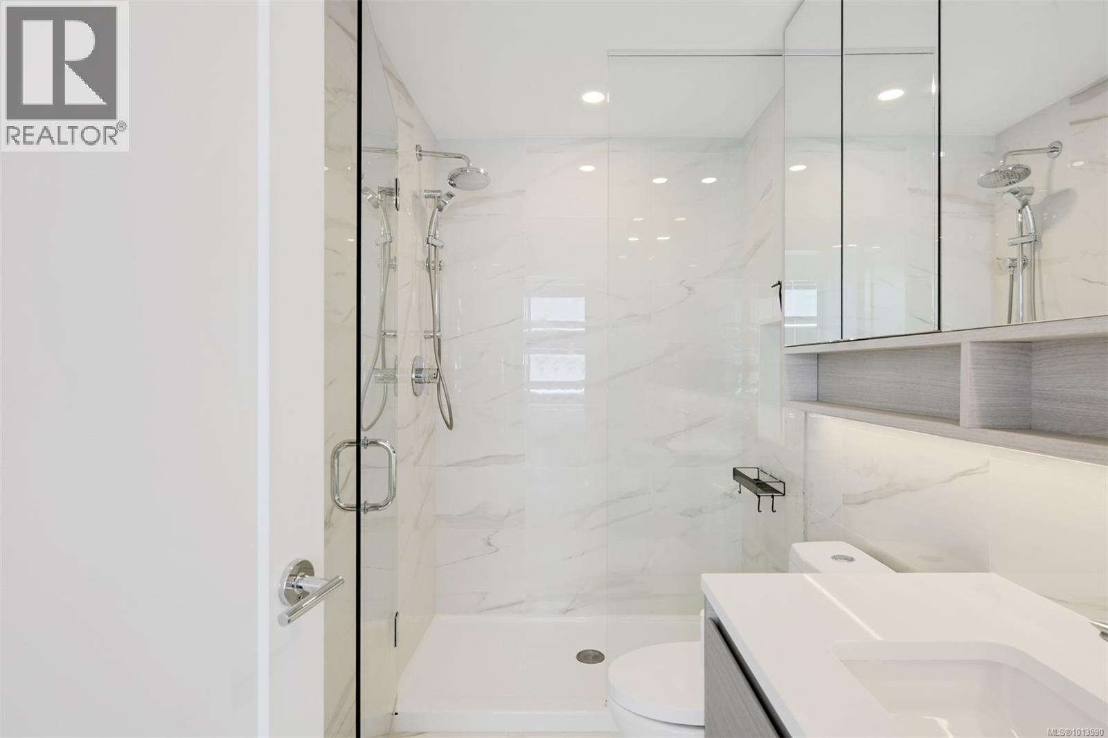 606 777 Herald Street, Victoria