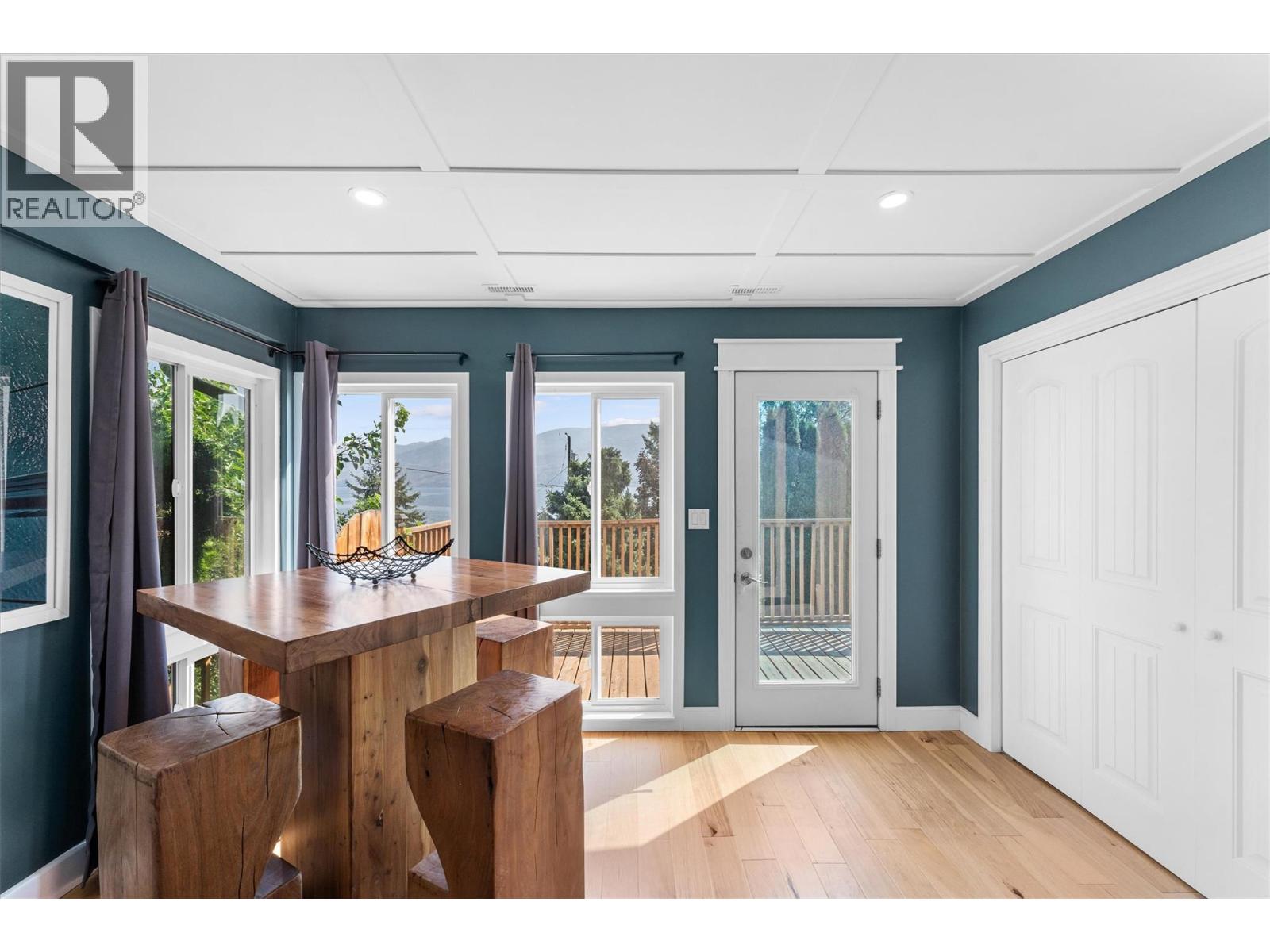 3702 Beach Avenue, Peachland