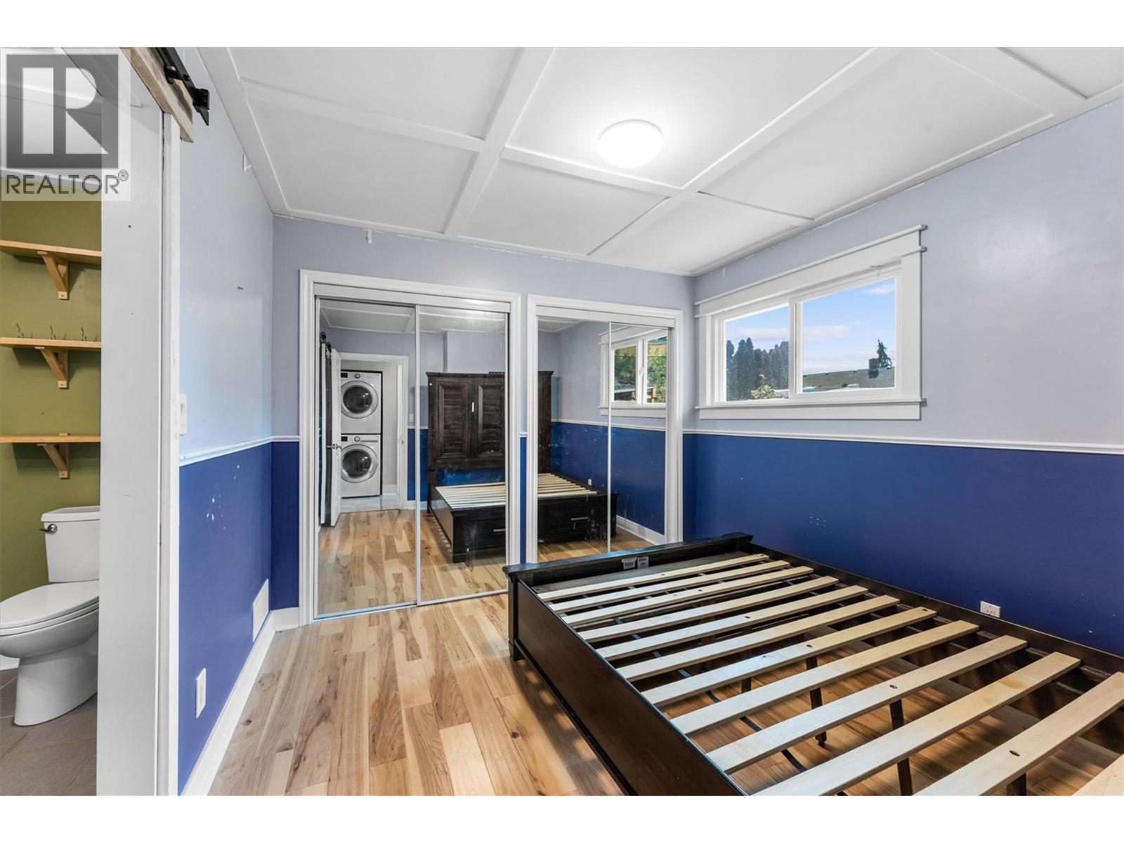 3702 Beach Avenue, Peachland