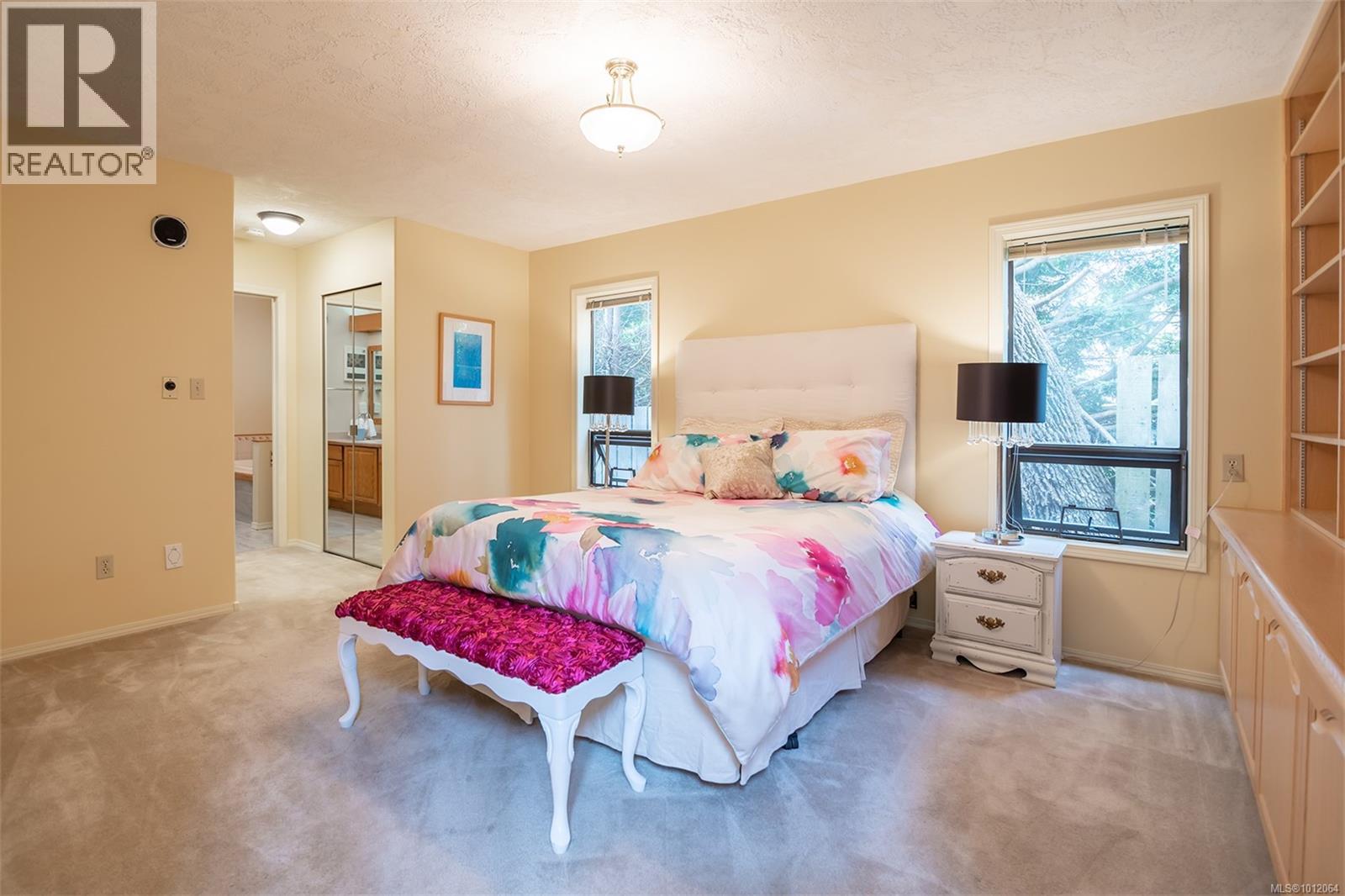 2317 Windsor Rd, Oak Bay