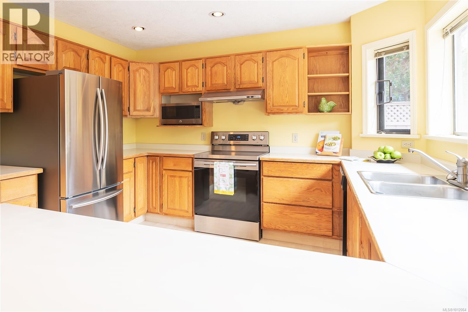2317 Windsor Rd, Oak Bay