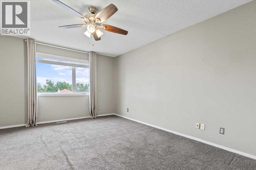 Single Family House for Sale in  Hamptons Link NW Hamptons Calgary 