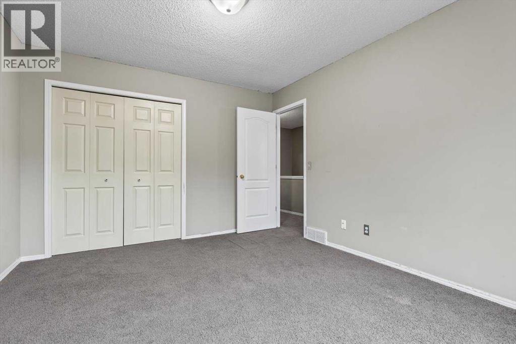 Single Family House for Sale in  Hamptons Link NW Hamptons Calgary 