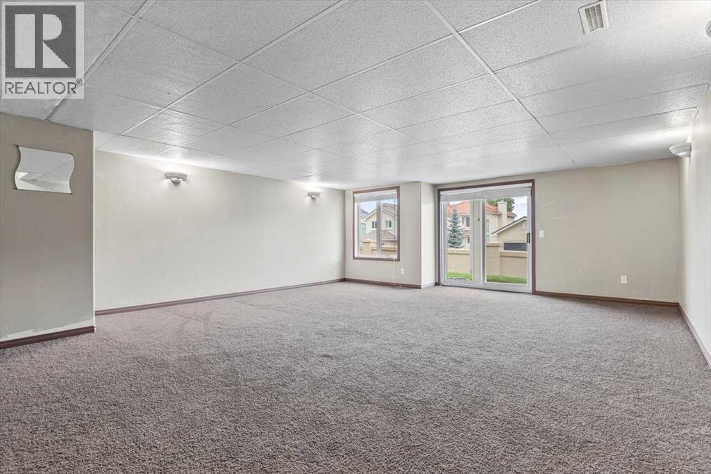 Single Family House for Sale in  Hamptons Link NW Hamptons Calgary 