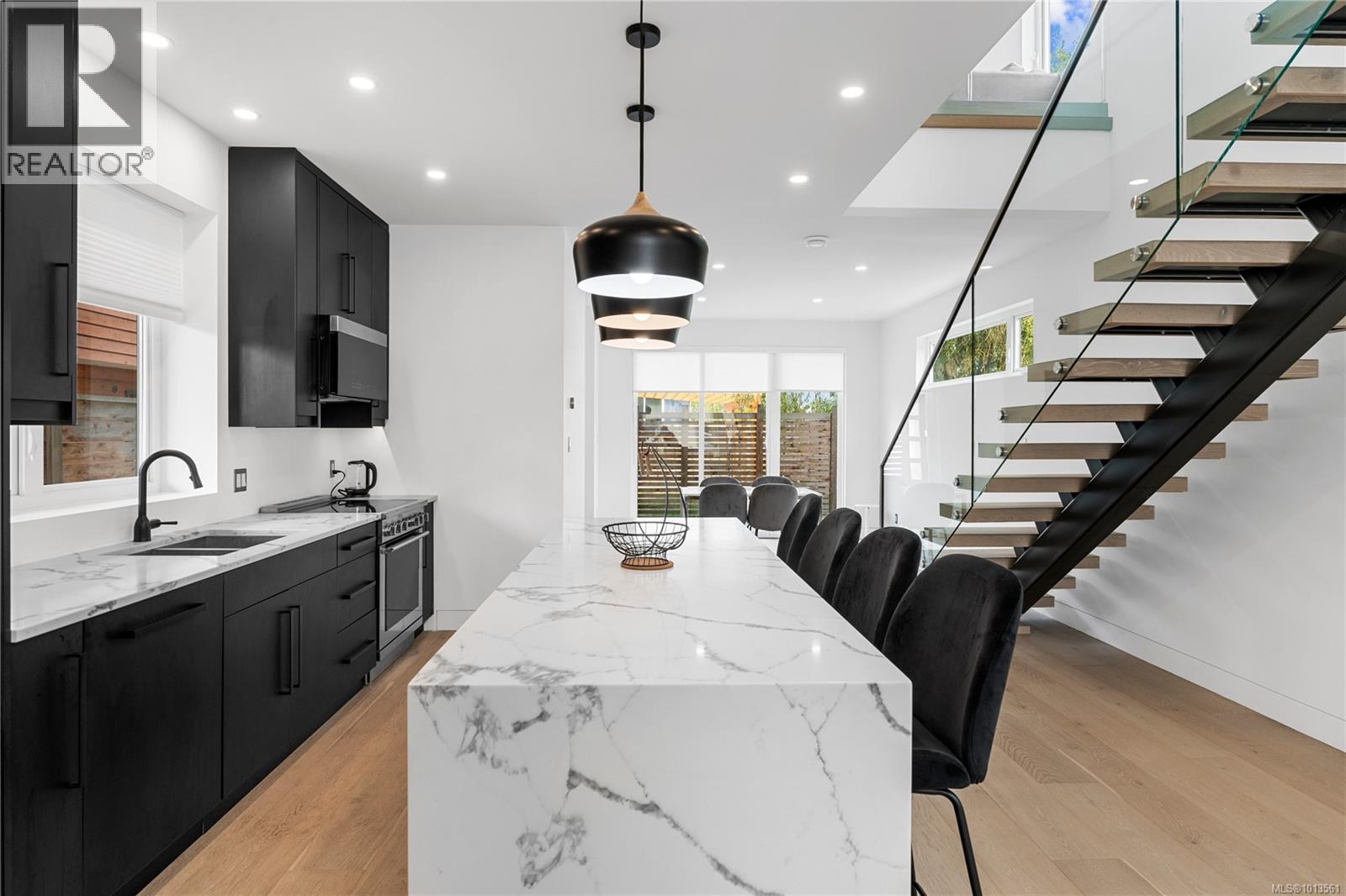 3341 SKINNER RD - 13