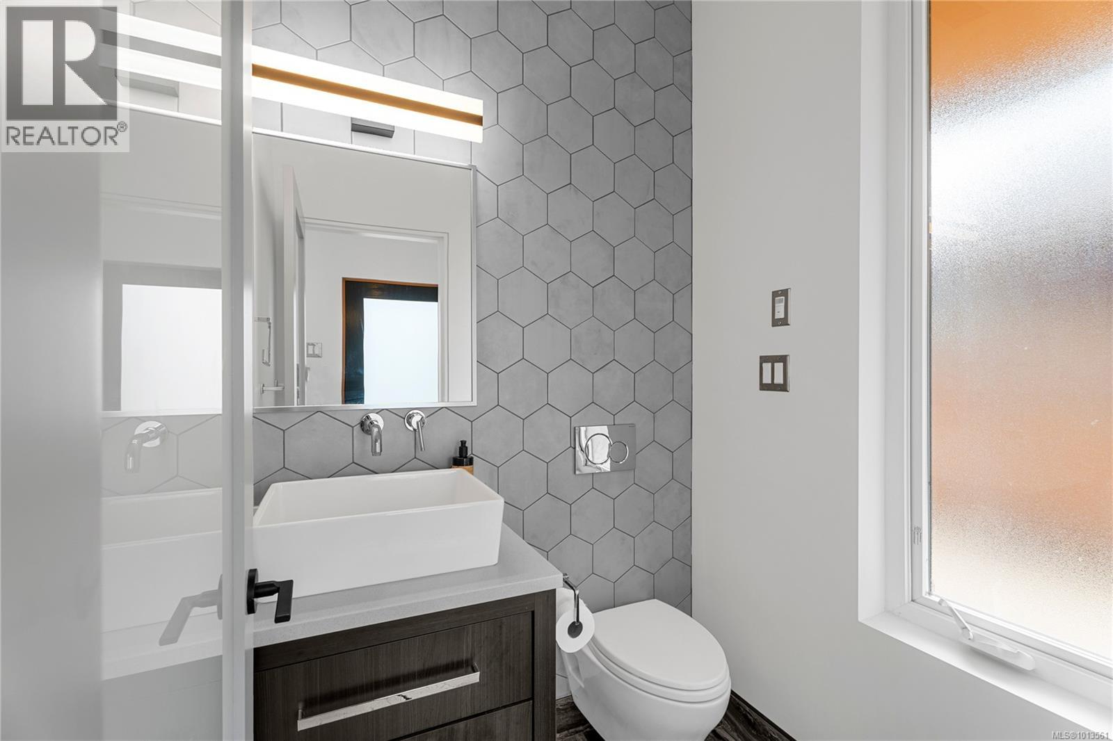 3341 SKINNER RD - 16