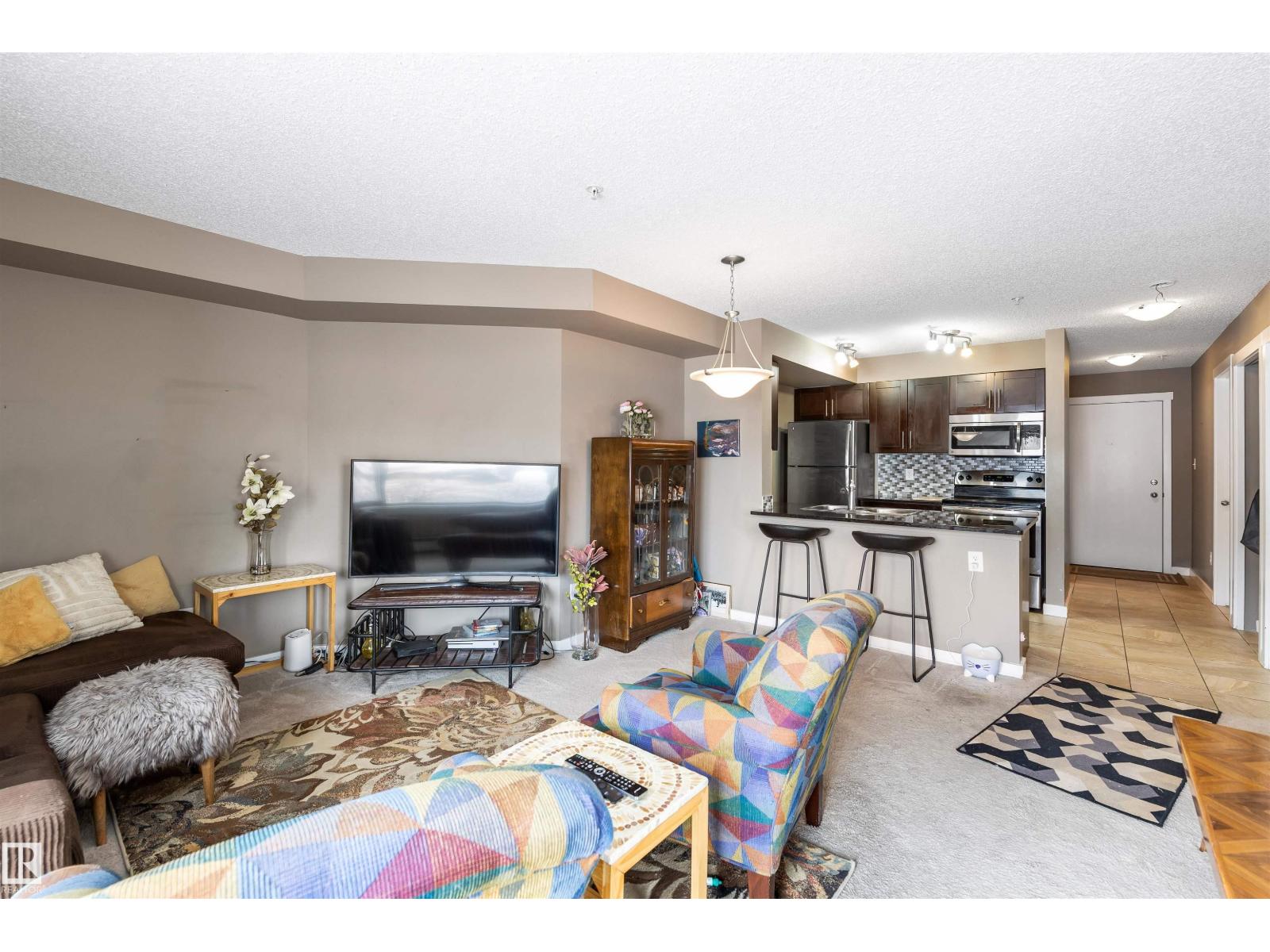 #104 25 ELEMENT DR, St. Albert