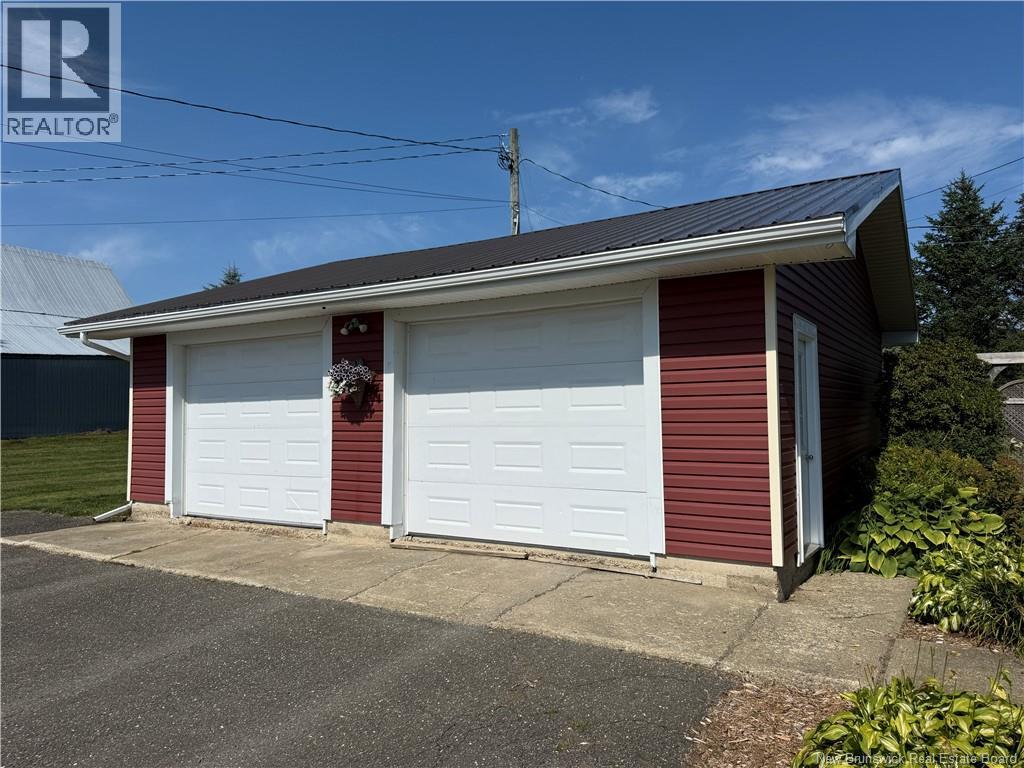 621 MOOSE MOUNTAIN ROAD - Image 10