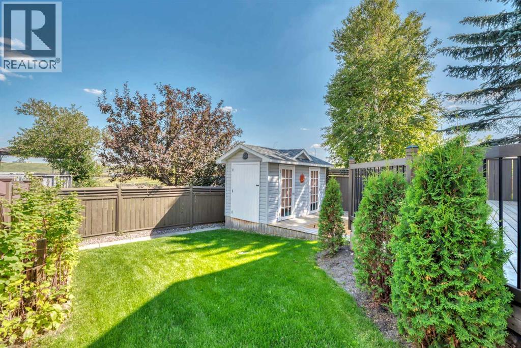 Single Family House Bi-level for Sale in  Harvest Creek Court NE Harvest Hills Calgary 