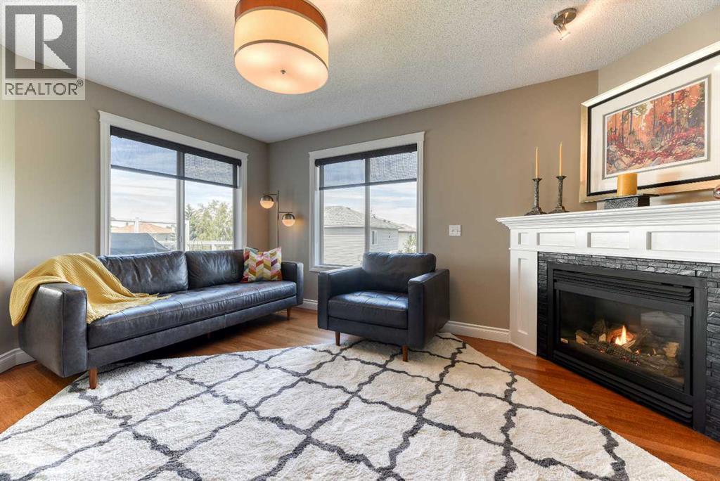 Single Family House Bi-level for Sale in  Harvest Creek Court NE Harvest Hills Calgary 
