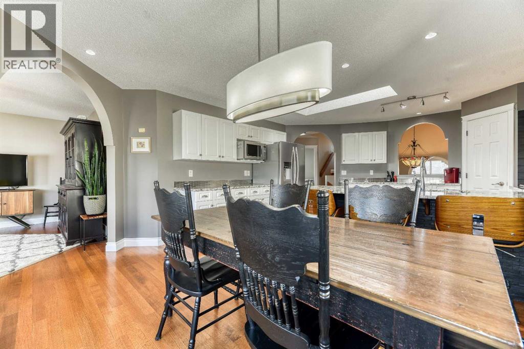 Single Family House Bi-level for Sale in  Harvest Creek Court NE Harvest Hills Calgary 