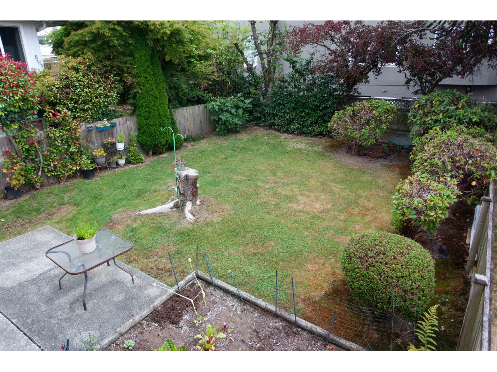 1232 FOSTER STREET, White Rock