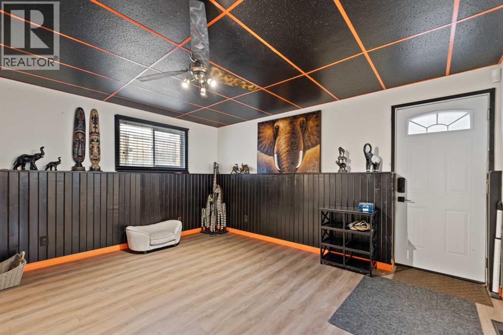 Single Family House 4 Level for Sale in   Avenue NE Pineridge Calgary 