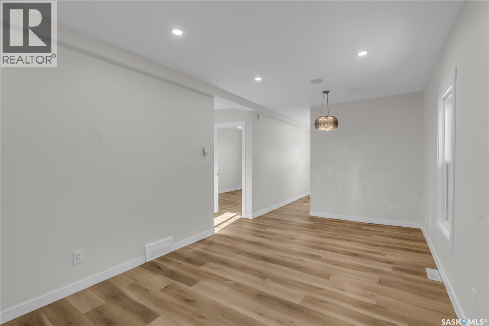 Single Family House for Sale in  G AVENUE N Saskatoon 