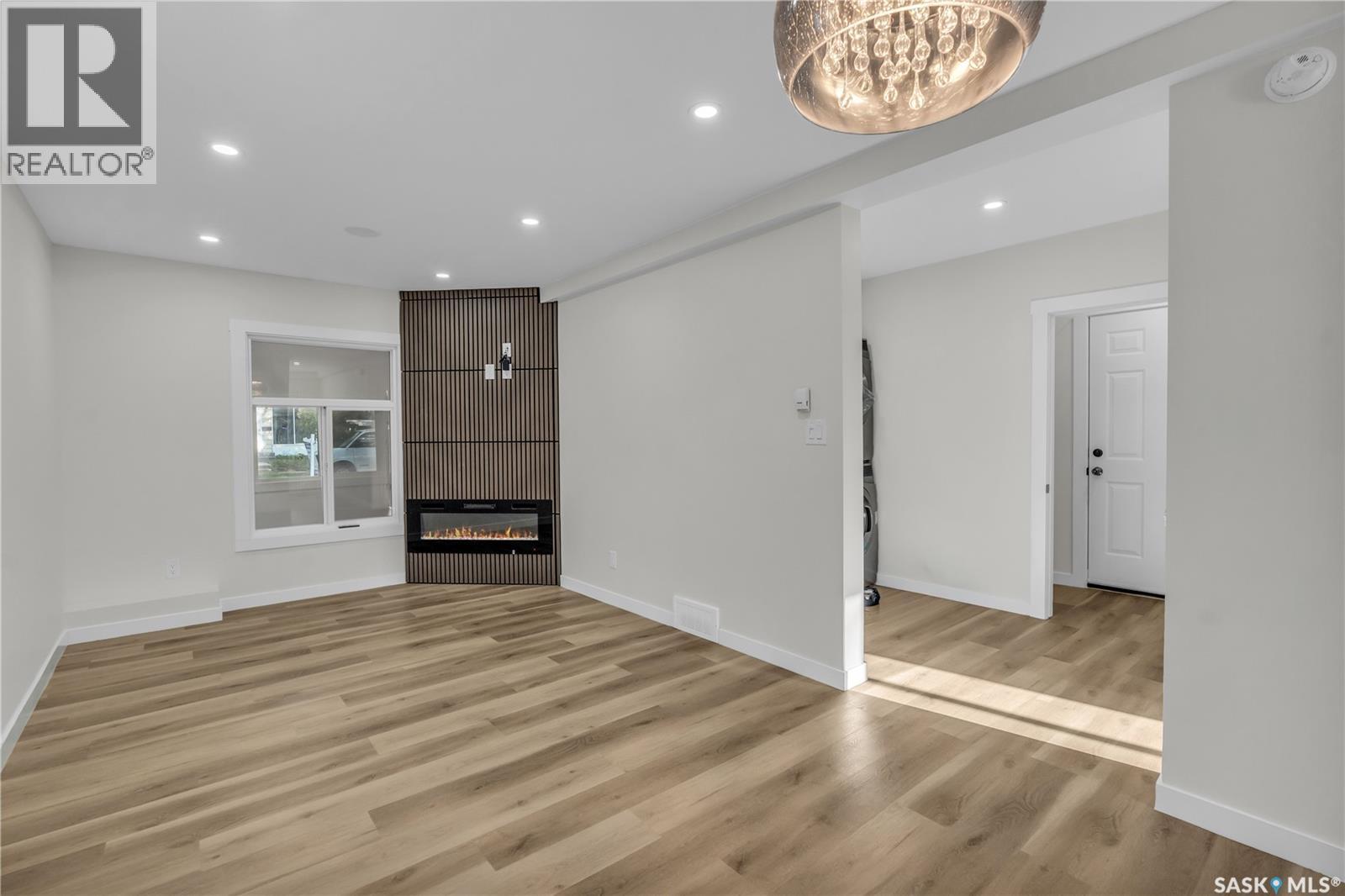 Single Family House for Sale in  G AVENUE N Saskatoon 