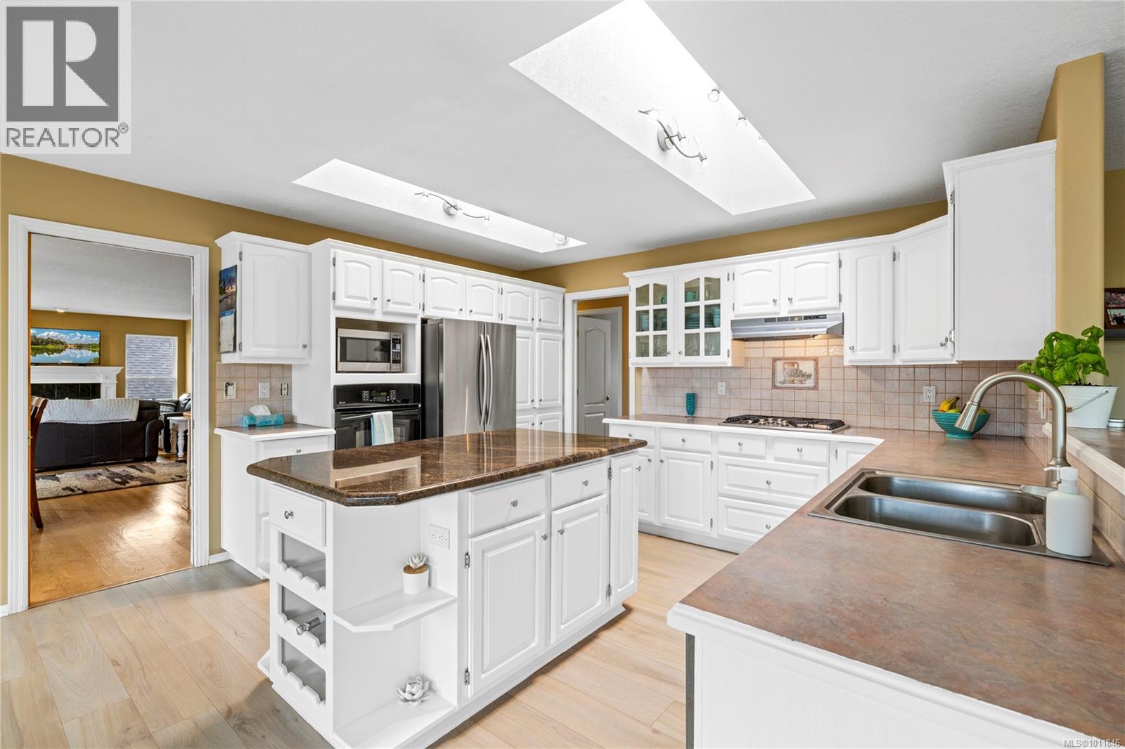 1394 Mallard Rd, French Creek