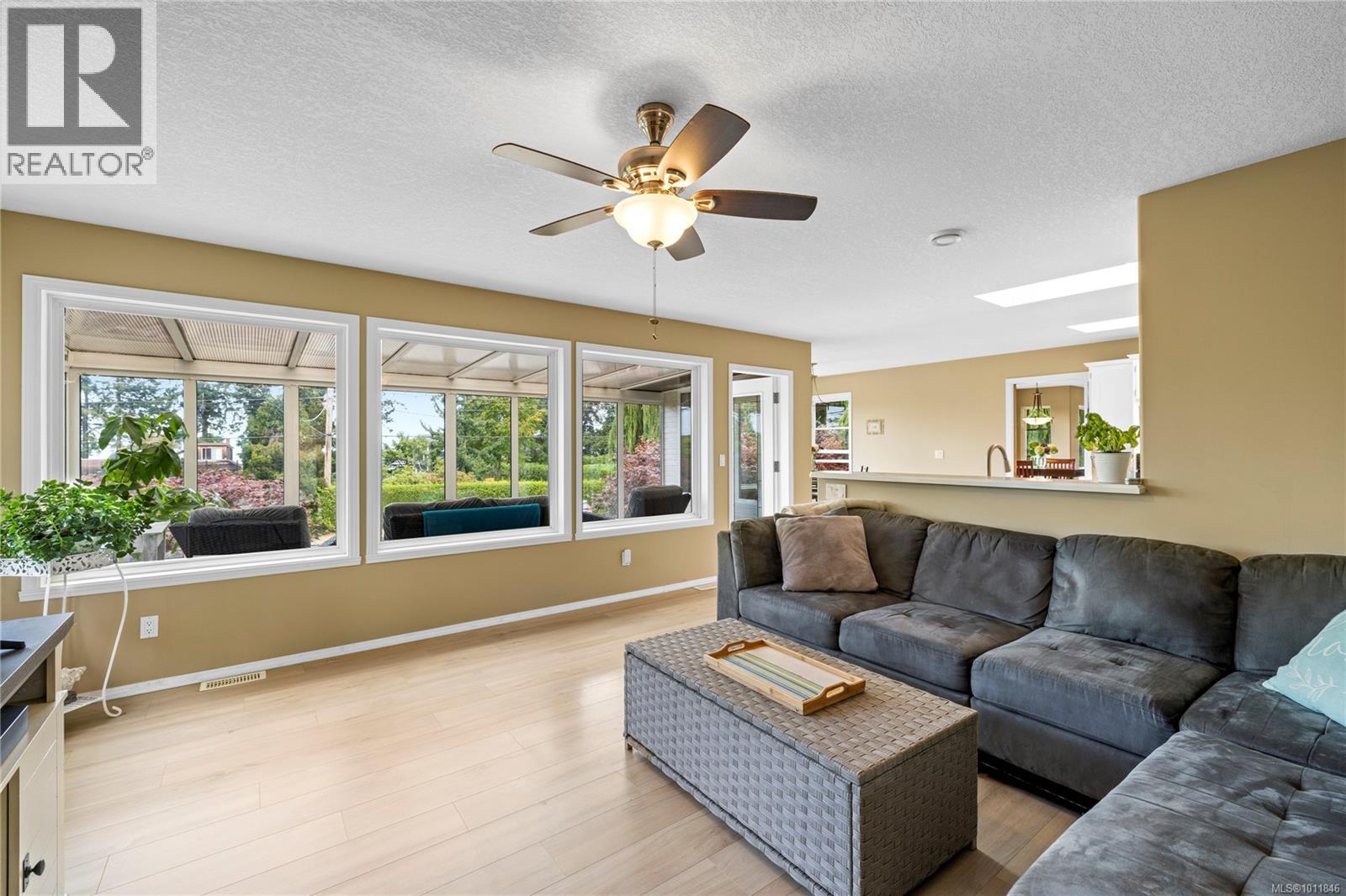 1394 Mallard Rd, French Creek
