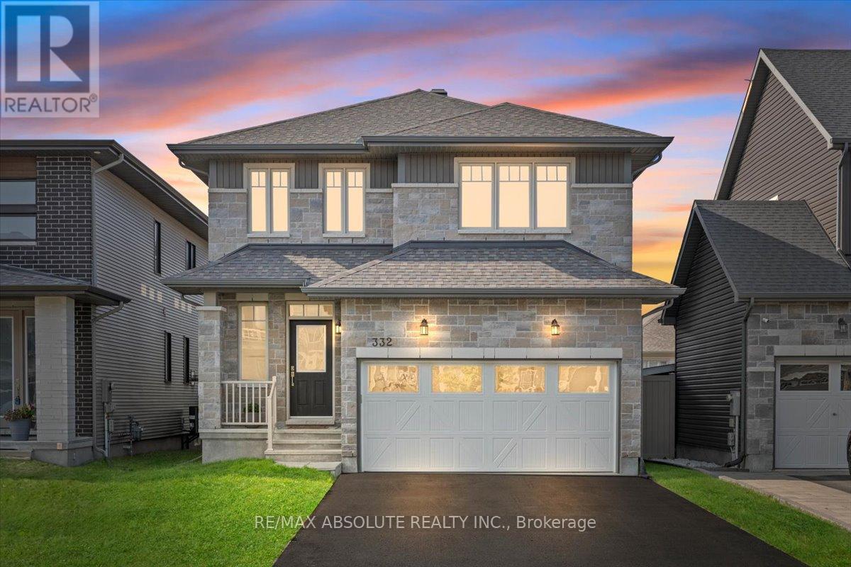 Amazing location, STEPS to 3 schools!
