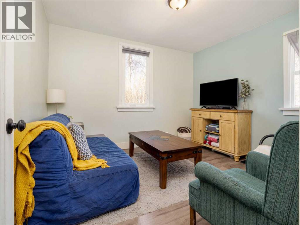 Single Family House Bungalow for Sale in   Street S Victoria Park Lethbridge 