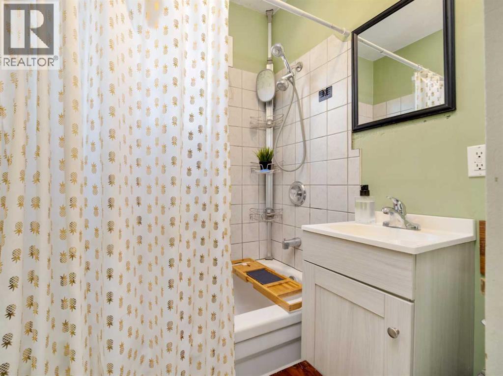 Single Family House Bungalow for Sale in   Street S Victoria Park Lethbridge 