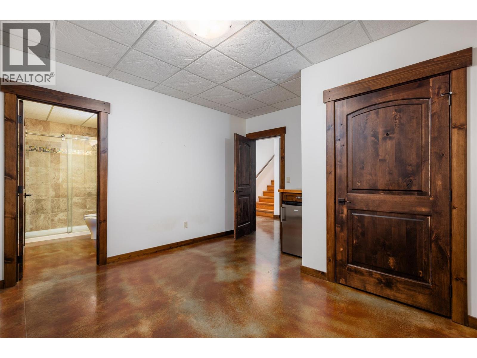 2600 Wycliffe Park Road, Cranbrook